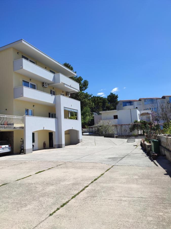 Apartmani Josipa Baška Voda Buitenkant foto