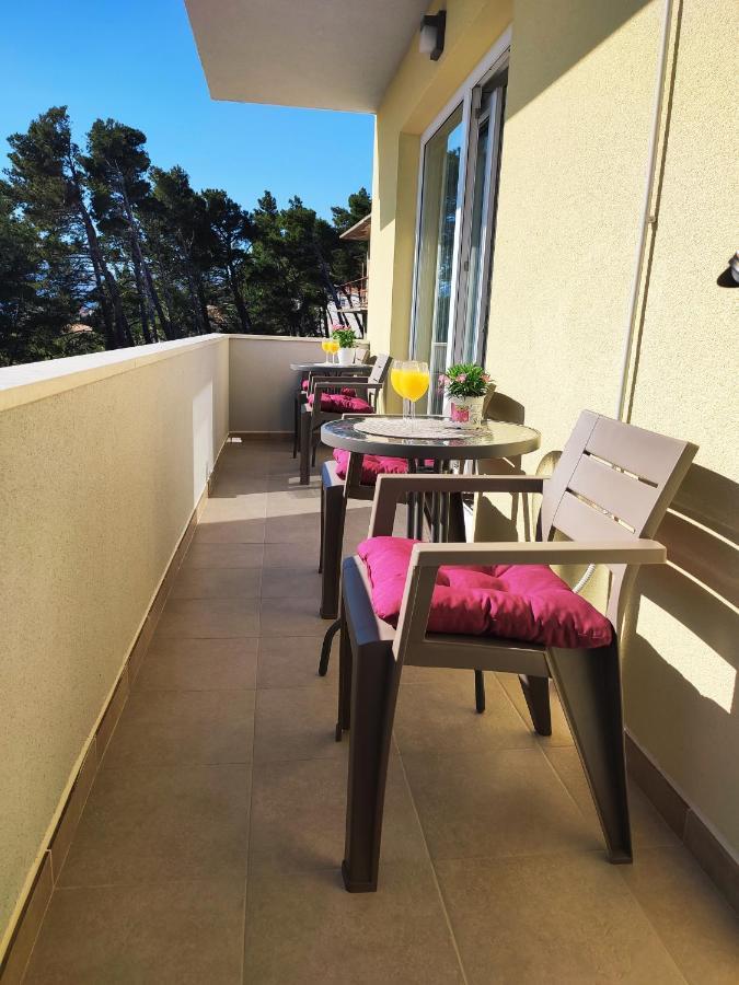 Apartmani Josipa Baška Voda Buitenkant foto