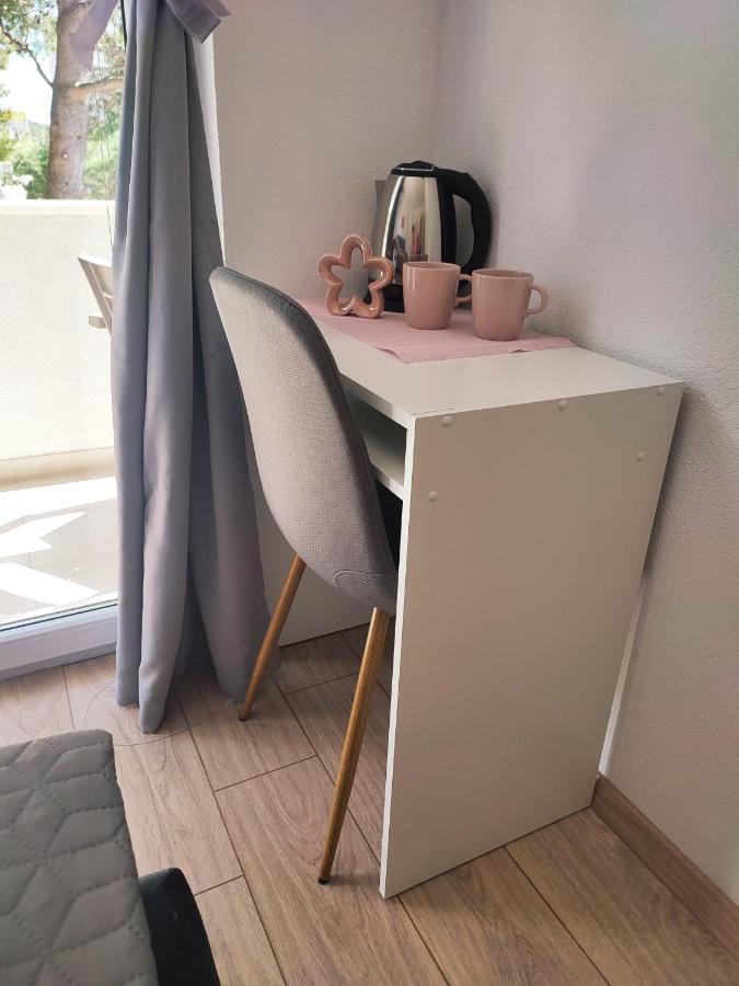 Apartmani Josipa Baška Voda Buitenkant foto