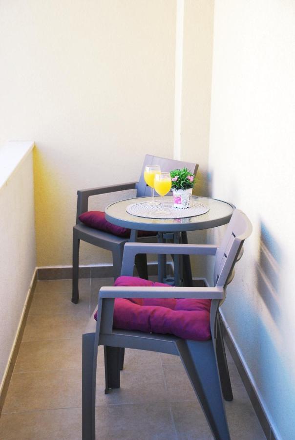 Apartmani Josipa Baška Voda Buitenkant foto