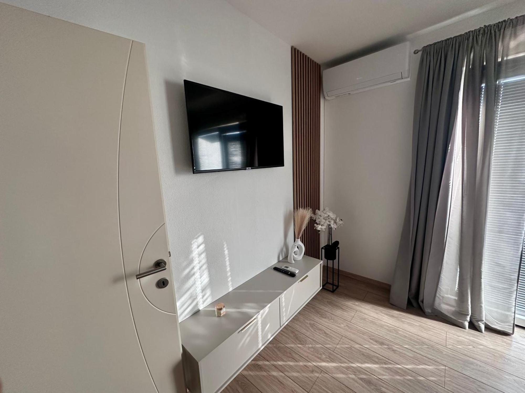 Apartmani Josipa Baška Voda Buitenkant foto
